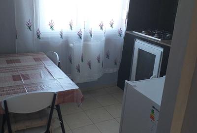 Garsonieră decomandată în Grădiște