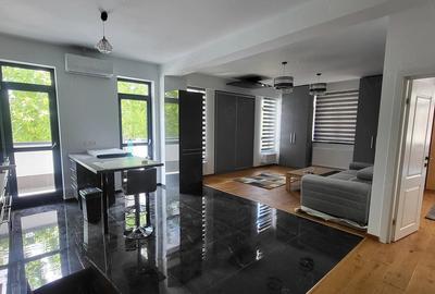 Apartament cu 2 camere semidecomandat în Sisești
