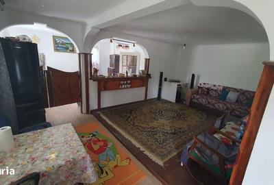 Casă cu 4 camere cu Teren 135 Mp în Coșești - 4