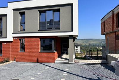 Duplex cu 6 camere cu Canalizare în Florești - 2