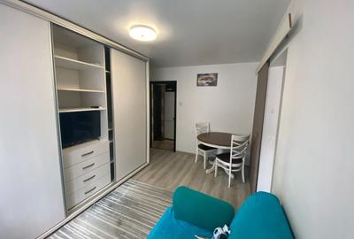 Apartament cu 2 camere semidecomandat în Tomis Nord