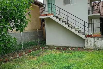 Casă cu Teren 1700 Mp în Central - 8
