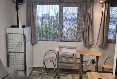 Garsonieră decomandată în Vest - 7