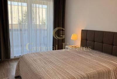 Apartament cu 2 camere decomandat în Tractorul