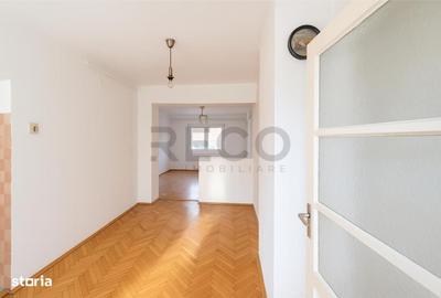 Casă cu 4 camere cu Teren 371 Mp în Central - 14