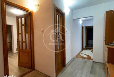 Apartament cu 3 camere decomandat în Nufărul