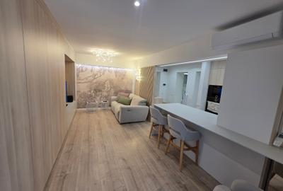 Apartament cu 2 camere semidecomandat în 22 Decembrie