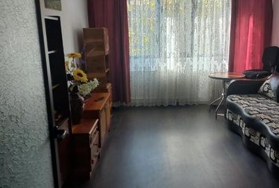Garsonieră decomandată în Exterior Vest