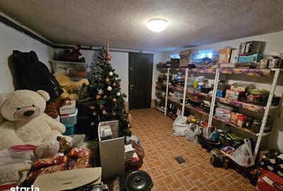 Casă cu 5 camere cu Teren 650 Mp în Curtea de Argeș