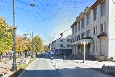 Spațiu comercial, de 1,400 mp, în Central - 2