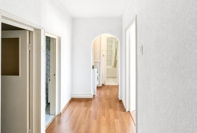 Apartament cu 3 camere în Politehnica