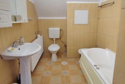 Apartament cu 3 camere decomandat în Independenței - 5