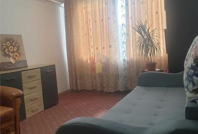 Apartament cu 2 camere semidecomandat în Hipodrom