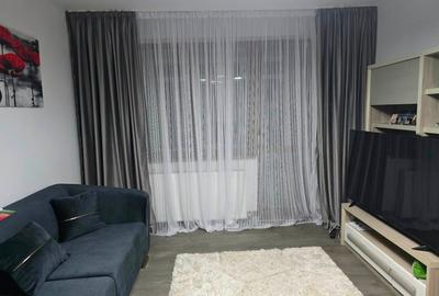Apartament cu 2 camere semidecomandat în Republicii