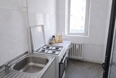 Apartament cu 2 camere decomandat în Alexandru cel Bun - 2