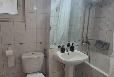 Garsonieră decomandată în Lacul Tei