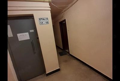 Garsonieră decomandată în Sud - 12