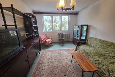 Apartament cu 2 camere decomandat în 1 Decembrie 1918
