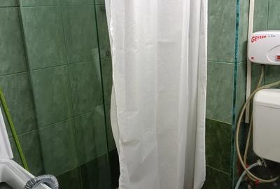 Garsonieră decomandată în Romană - 3