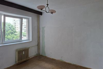 Apartament cu 3 camere decomandat în Nord
