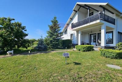 Casă individuală cu 6 camere cu Teren 3614 Mp în Liteni (Moara) - 4
