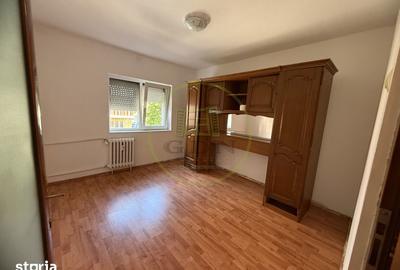 Apartament cu 4 camere decomandat, mobilat în Craiovița Nouă - 7