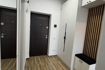 Apartament cu 7 camere decomandat în Central - 1