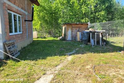 Casă cu Teren 1000 Mp în Central - 9