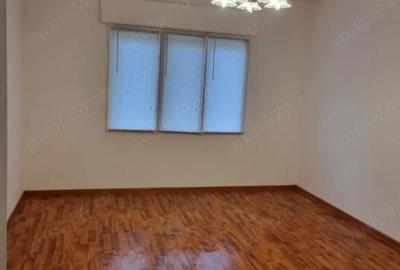 Casă cu 6 camere în Central - 6