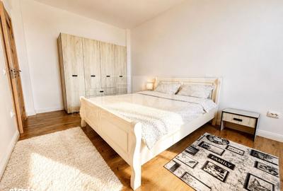Apartament cu 2 camere decomandat, mobilat în Central