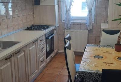 Apartament cu 4 camere în Central