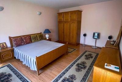 Casă cu 5 camere cu Teren 290 Mp în Calea București - 4