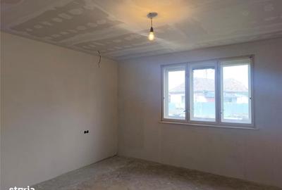 Casă cu 4 camere cu Garaj în Sântana de Mureș - 11