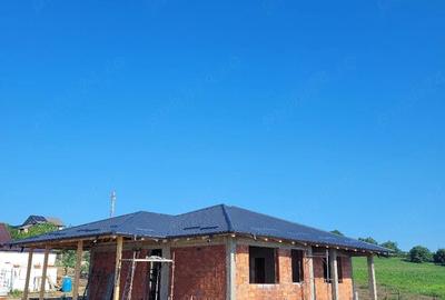 Casă cu 2 camere cu Teren 650 Mp în Chicerea - 5