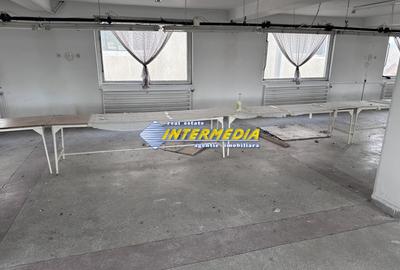 Spațiu comercial, de 250 mp, în Central - 9