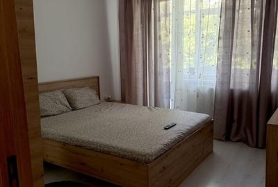 Apartament cu 3 camere semidecomandat în Independenței - 3