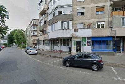 Spațiu comercial, de 142.07000732422 mp, în Iosia