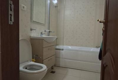 Apartament cu 3 camere decomandat în Central - 9