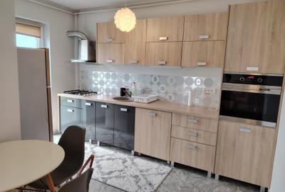 Apartament cu 2 camere semidecomandat în Dumbrăvița - 1