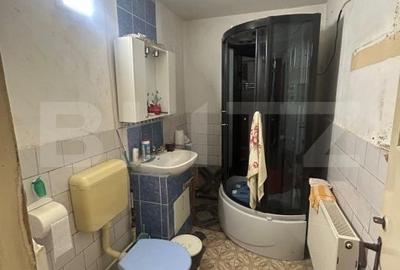 Apartament cu 2 camere semidecomandat în Micro 11