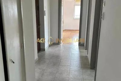 Apartament cu 2 camere în Centrul Civic