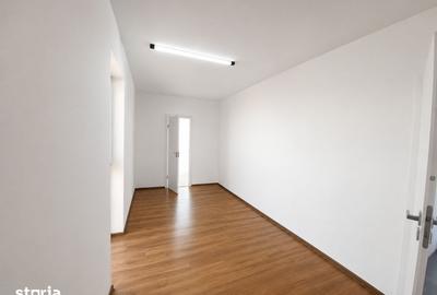 Spațiu comercial, de 22 mp, în Mehala