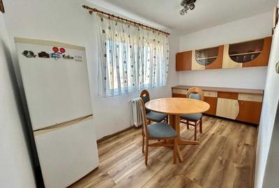 Apartament cu 3 camere semidecomandat în Cetate - 4