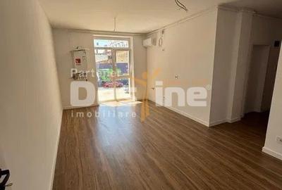 Apartament cu 3 camere semidecomandat în Parcul Carol