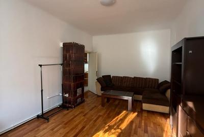 Apartament cu 2 camere decomandat în Central - 2