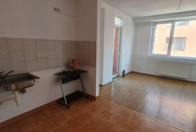 Apartament cu 3 camere în Decebal - 3