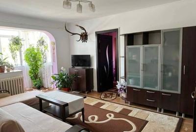 Apartament cu 2 camere semidecomandat în Km 4-5