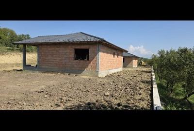 Casă cu 3 camere în Sigmir - 1