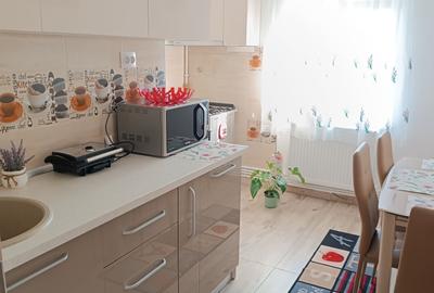 Apartament cu 2 camere decomandat în Central - 1