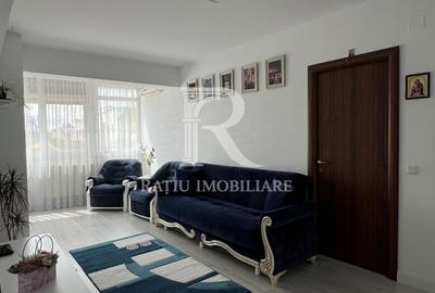 Apartament cu 3 camere decomandat, mobilat în Nufărul